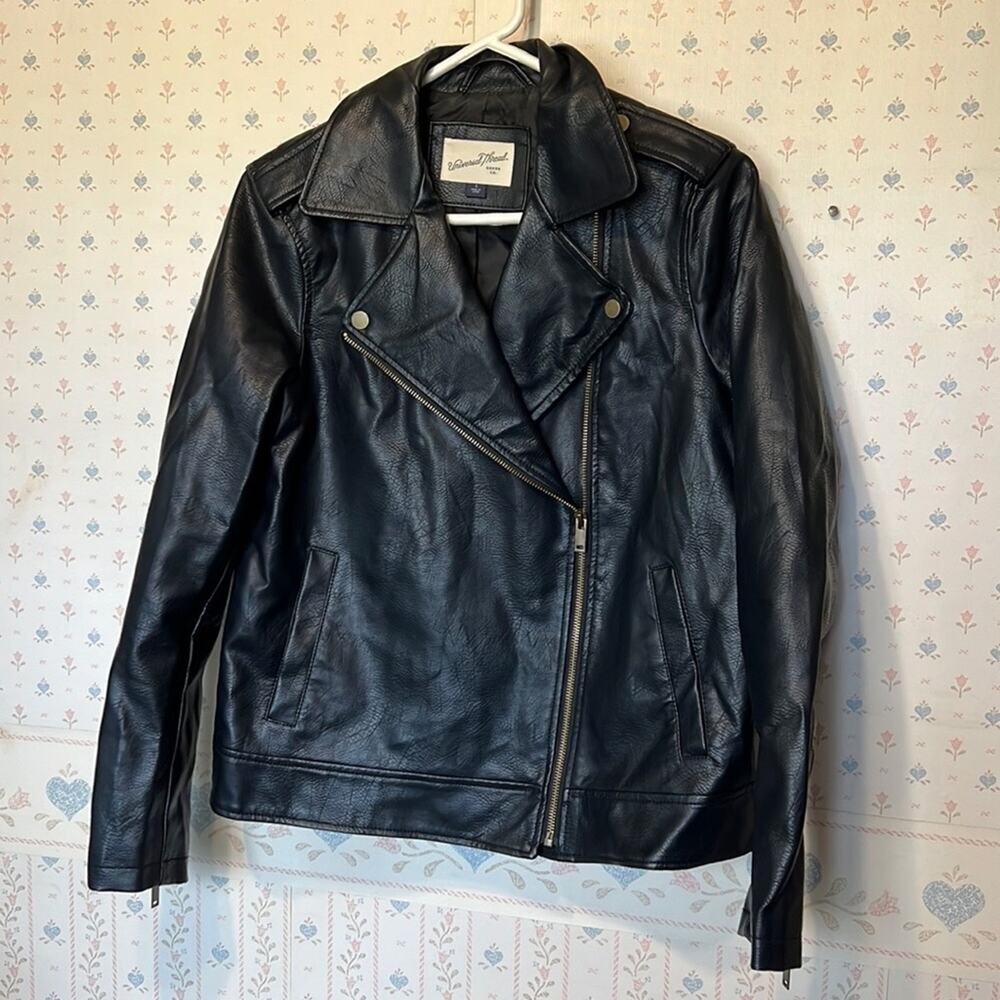 Universal Thread Small Faux Leather Multiple Zipper Polyester Jacket - Picture 2 of 16